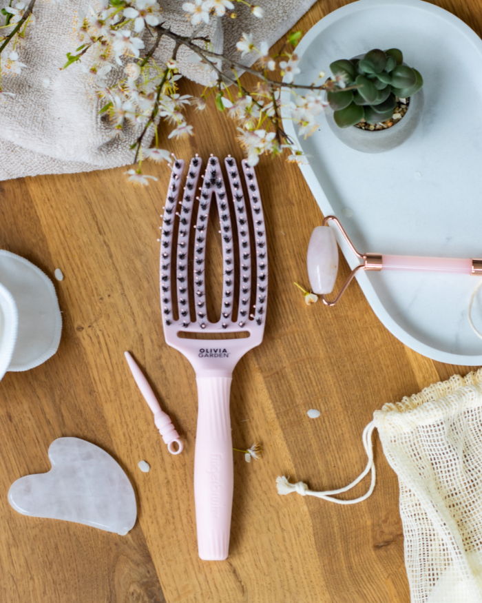 BROSSE FINGERBRUSH ICONIC BOAR & NYLON PASTEL PINK M OLIVIA GARDEN – Image 9