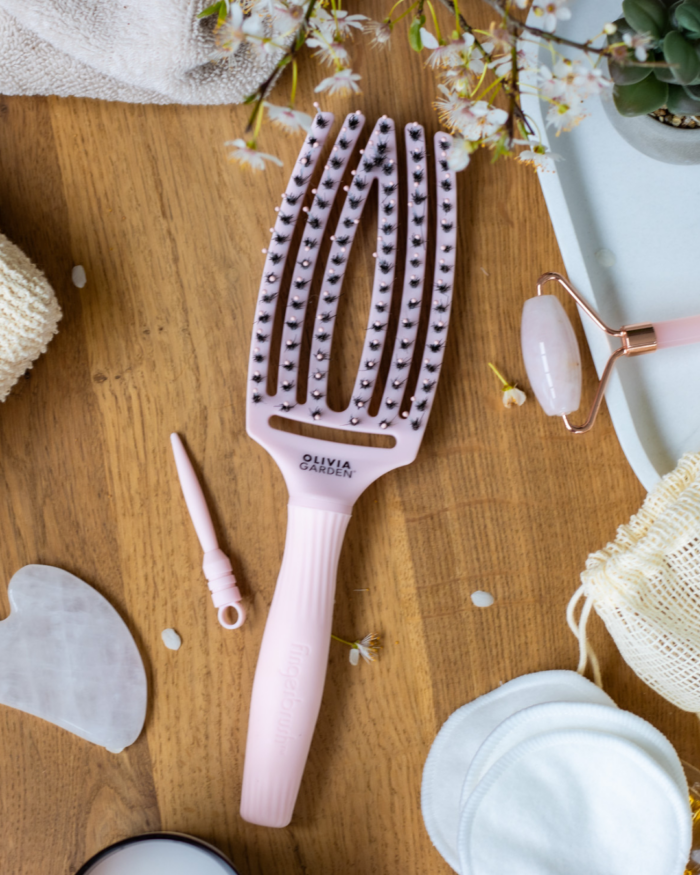 BROSSE FINGERBRUSH ICONIC BOAR & NYLON PASTEL PINK M OLIVIA GARDEN – Image 10