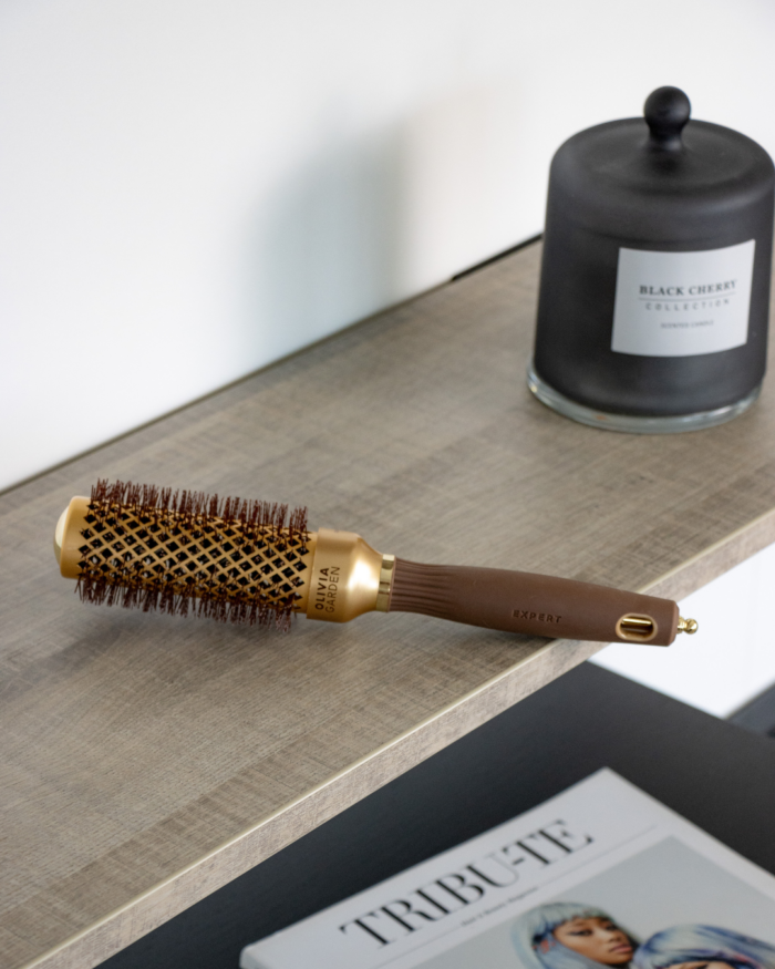 BROSSE EXPERT BLOWOUT SHINE WAVY BRISTLES GOLD&BROWN 35 OLIVIA GARDEN – Image 2