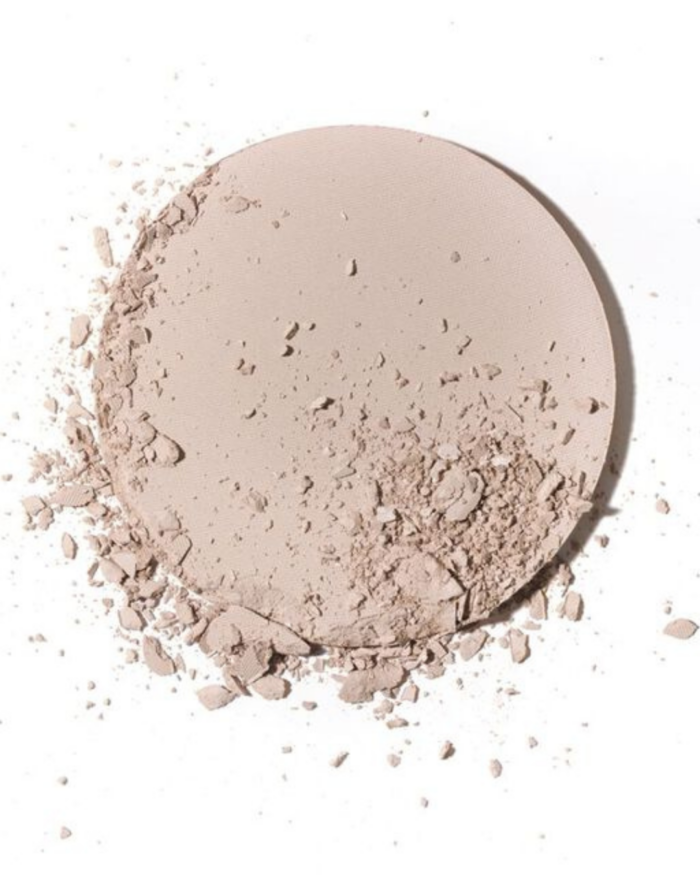 FOND DE TEINT COMPACT - EXTREME MATT - 010 PORCELAIN – Image 2